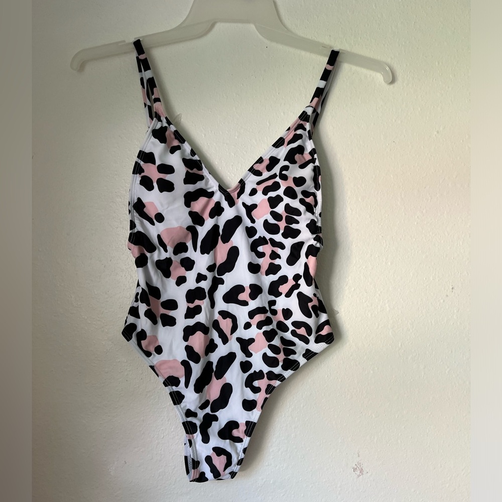 Animal Cheetah Pattern Women’s Bathing Suit